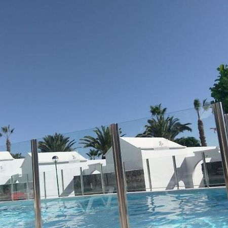 Las Gaviotas Apartments Corralejo Luaran gambar